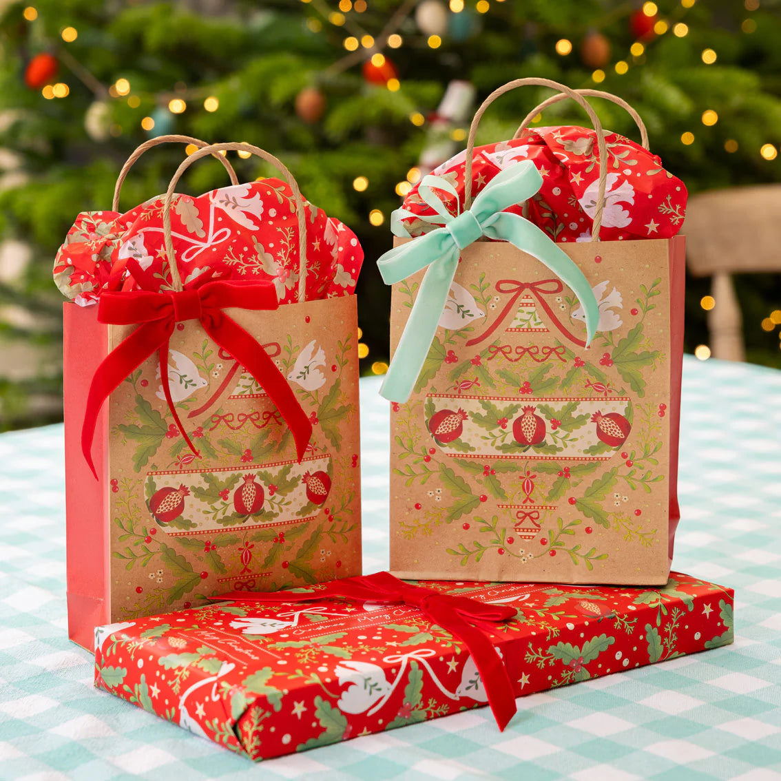 Christmas Green Velvet Bows 8 Pk By Penny Black