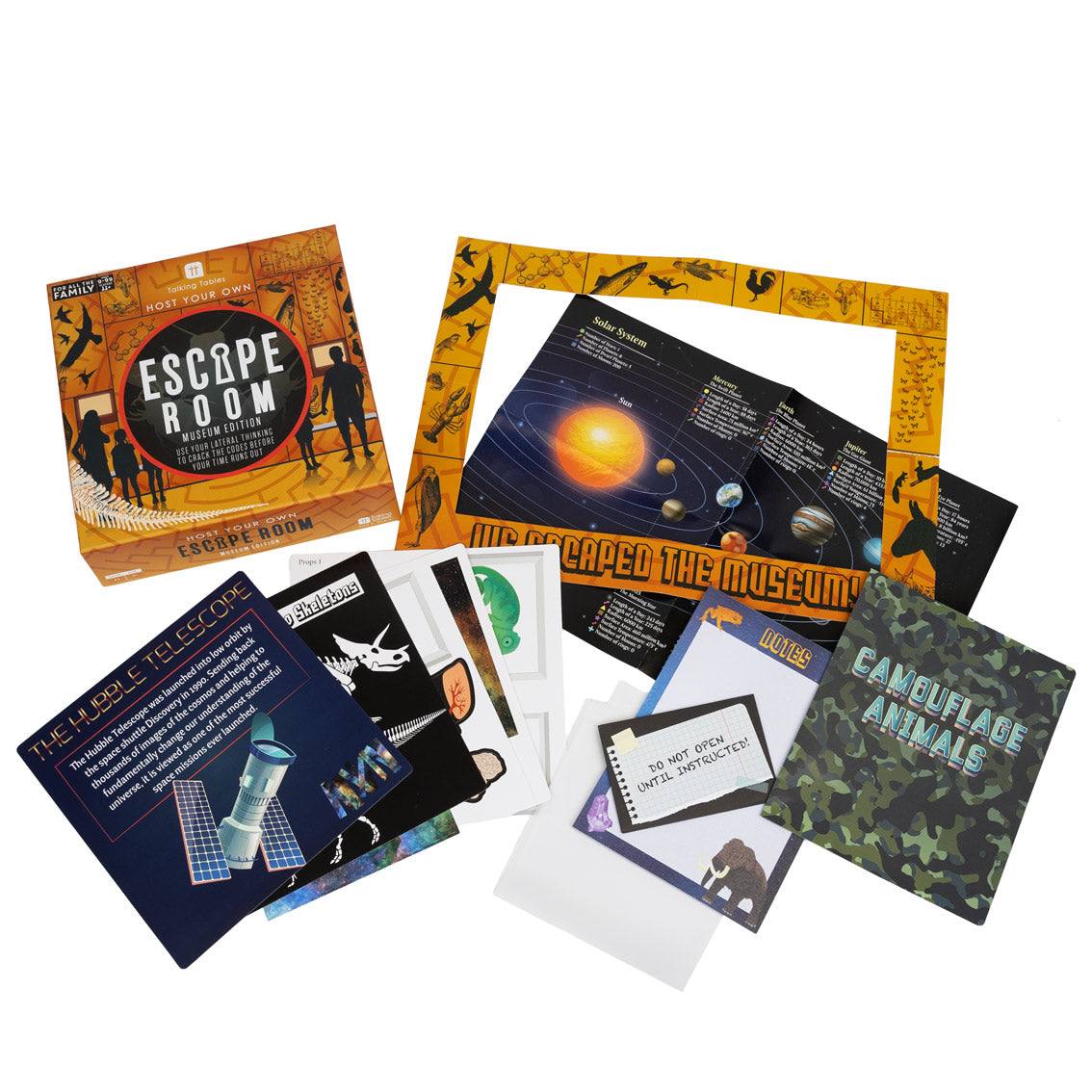 An image of the contents of the Escape Room Museum Edition game box.
